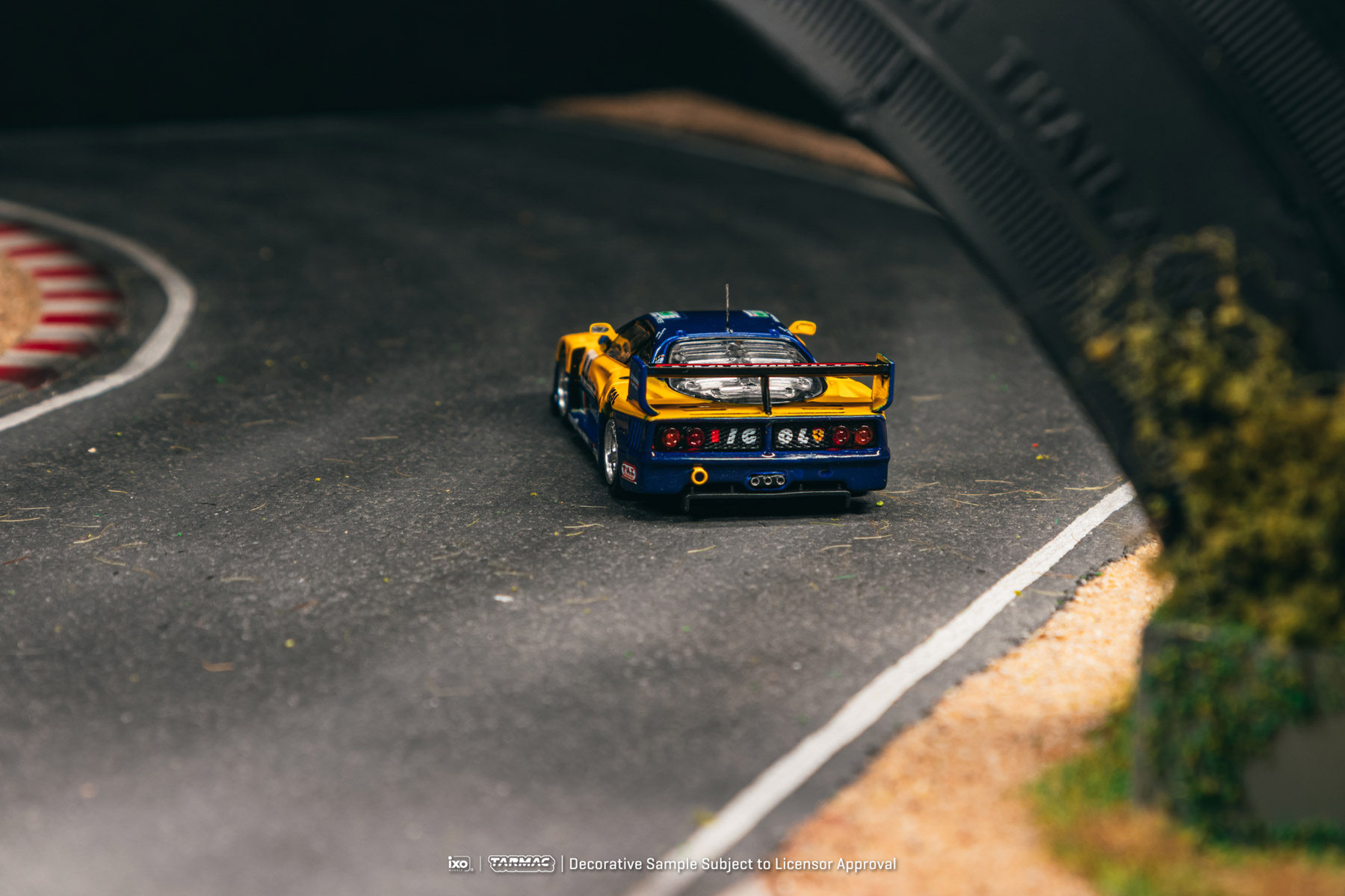 In Stock TW 1:64 Ferrari F40 G - Die Cast Car 1 64 avaliação e preço